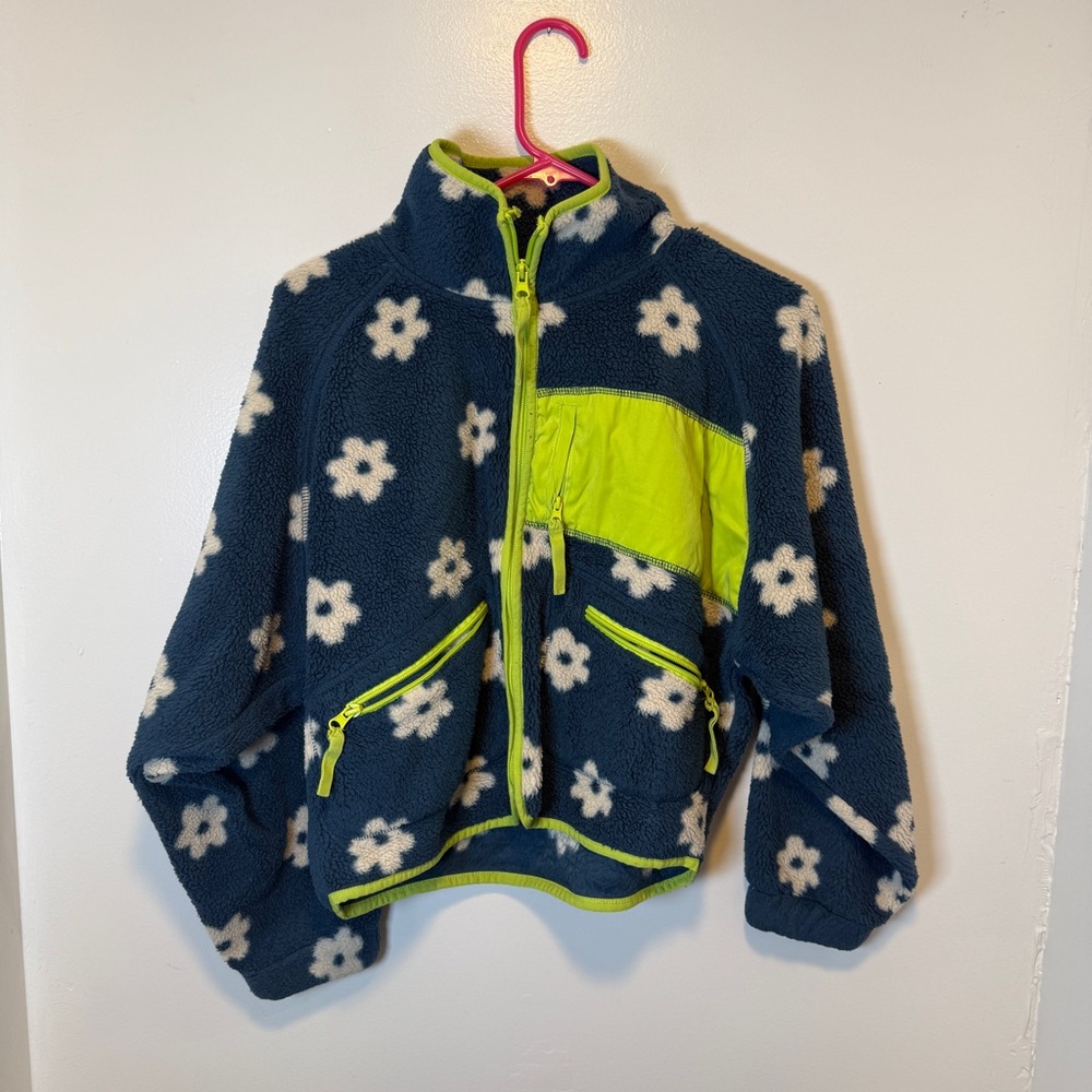 Urban outfitters blue and‎ green daisy full zip fleece jacket women's size XS